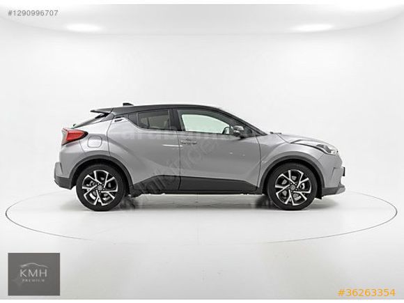 "KMH" 2017 MODEL TOYOTA C-HR DEĞİŞENSİZ ÇİFT RENK&KOLTUK ISITMA