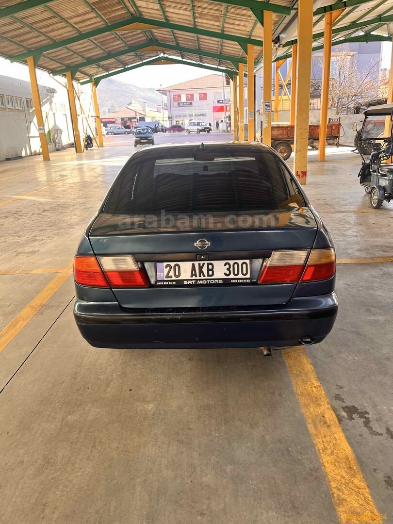 Sahibinden Nissan Primera 1.6 LX 1999 Model Isparta 308.000 km Lacivert 4
