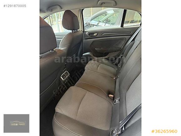 RENAULT MEGAN TOUCH EXTRALI 2025 MODEL