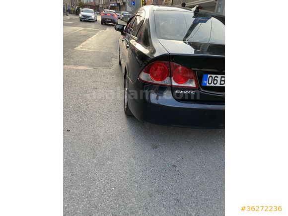 Sahibinden Honda Civic 1.6 Elegance 2008 Model İstanbul 230.000 km Siyah