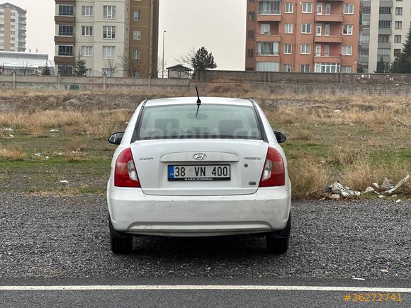 Sahibinden Hyundai Accent Era 1.5 CRDi-VGT Select 2011 Model
