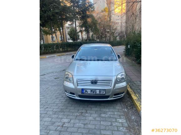 Sahibinden Toyota Avensis 2.0 Comfort 2004 Model 