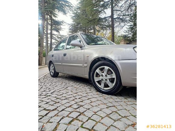 Sahibinden Hyundai Accent 1.6 Admire 2004 Model Konya 170.000 km Gri (Gümüş)