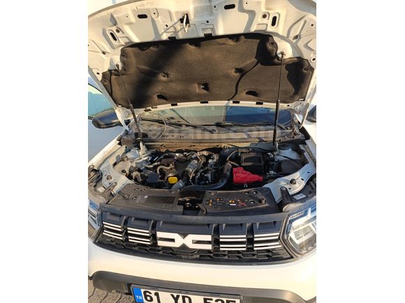 4*4 Dizel 23.996 km Dacia Duster 1.5 BlueDCI Essential