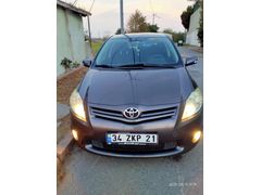 Sahibinden Toyota Auris 1.4 D-4D Comfort Extra 2011 Model