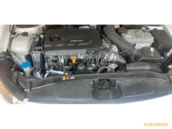 Sahibinden Hyundai Elantra 1.6 CRDi Style Plus 2017 Model