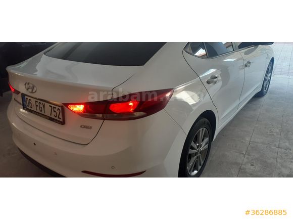 Sahibinden Hyundai Elantra 1.6 CRDi Style Plus 2017 Model