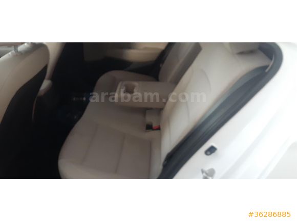 Sahibinden Hyundai Elantra 1.6 CRDi Style Plus 2017 Model