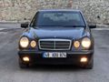 Mercedes - Benz E 200 Classic 1996 Model 