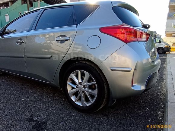 Sahibinden Toyota Auris 1.4 D-4D Active Skypack 2013 Model