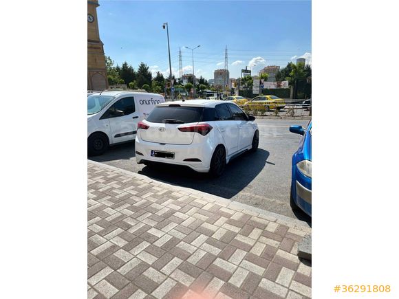 Sahibinden Hyundai i20 1.4 CRDi Jump 2018 Model Beyaz bol ekstralı