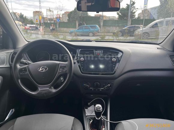 Sahibinden Hyundai i20 1.4 CRDi Jump 2018 Model Beyaz bol ekstralı