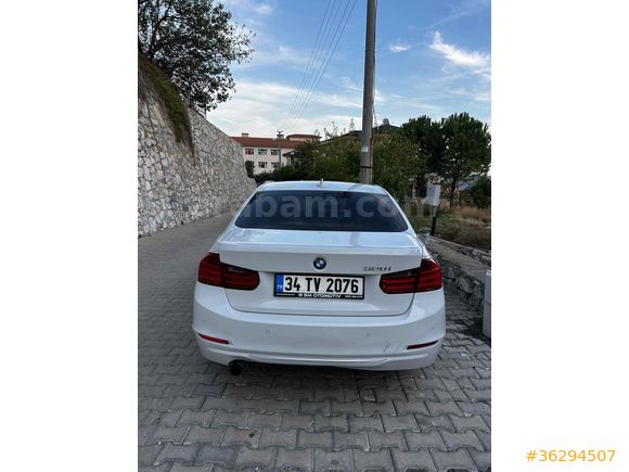 Sahibinden BMW 3 Serisi 320i ED Modern Line 2013 Model  135.000 km Beyaz