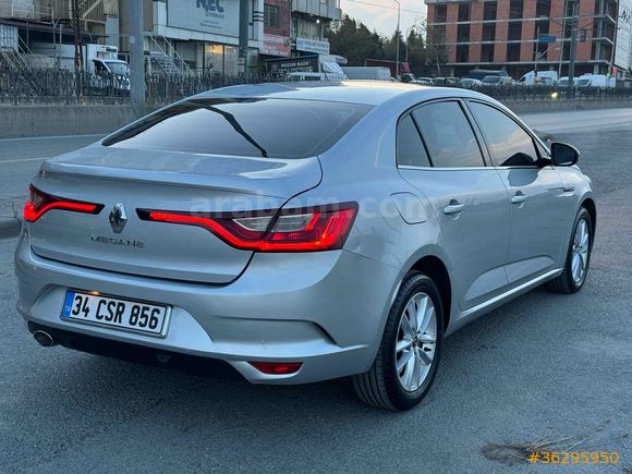 Sahibinden Renault Megane 1.5 Blue DCI Touch 2020 Model 
