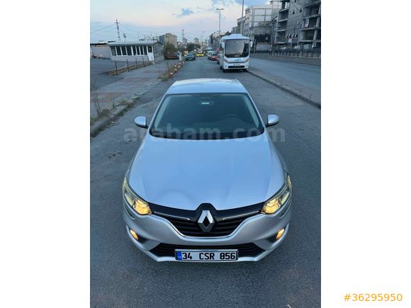 Sahibinden Renault Megane 1.5 Blue DCI Touch 2020 Model 