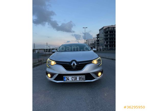Sahibinden Renault Megane 1.5 Blue DCI Touch 2020 Model 