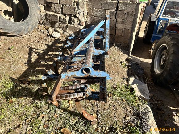 TORUN TRAKTÖR 9 ‘LU KÜLTİVATÖR  (KAZAYAĞI) TEMİZ KULLANILMIŞ  
