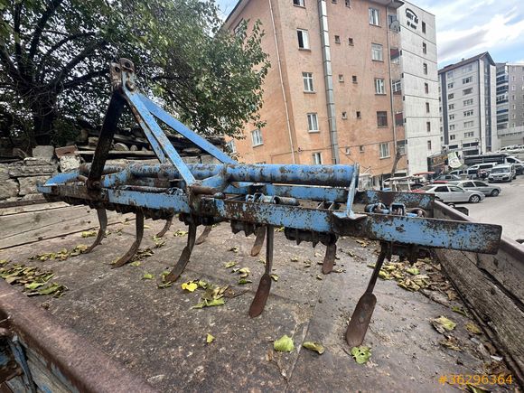 TORUN TRAKTÖR 9 ‘LU KÜLTİVATÖR  (KAZAYAĞI) TEMİZ KULLANILMIŞ  