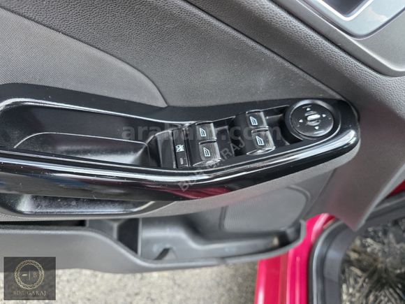 BDR GARAJ'DAN 2013 MODEL FİESTA 1.5 TİTANİUM