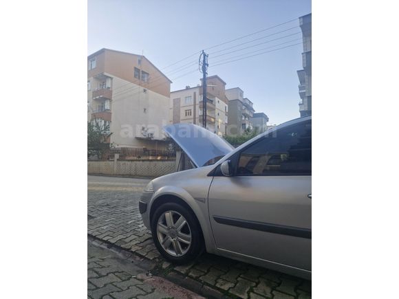 2.Sahibinden Renault Megane 1.5 dCi Privilege 2008 Model