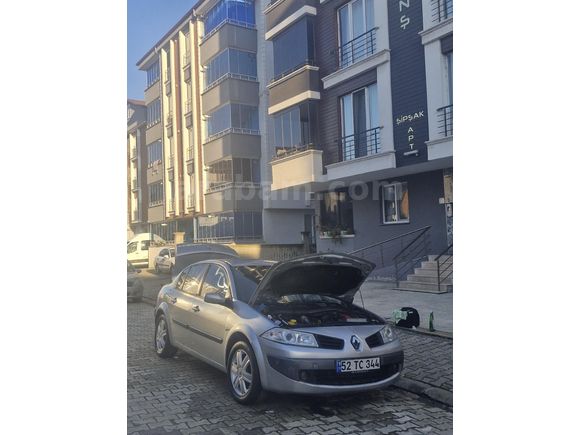 2.Sahibinden Renault Megane 1.5 dCi Privilege 2008 Model