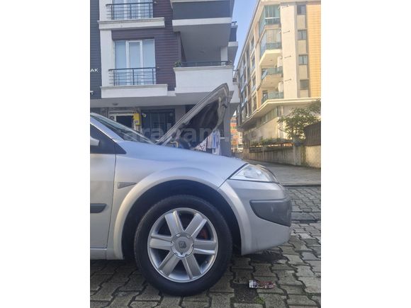 2.Sahibinden Renault Megane 1.5 dCi Privilege 2008 Model