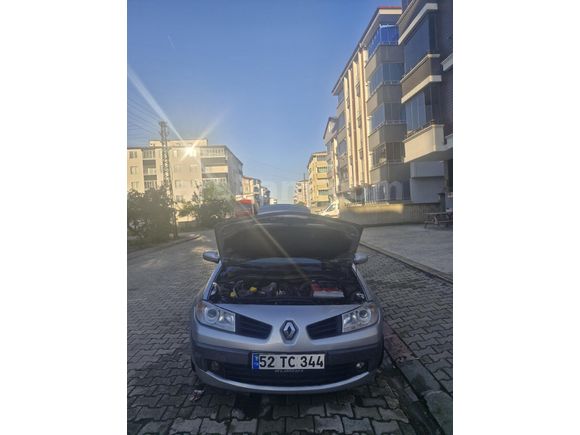 2.Sahibinden Renault Megane 1.5 dCi Privilege 2008 Model