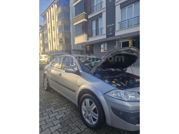 2.Sahibinden Renault Megane 1.5 dCi Privilege 2008 Model