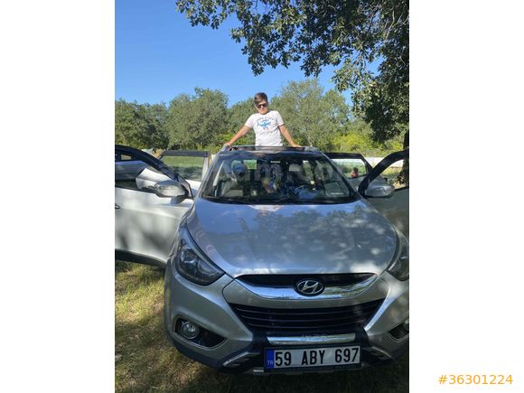 Sahibinden Hyundai ix35 1.6 GDI Style Desing Pack 2015 Model  134.000 km Gri