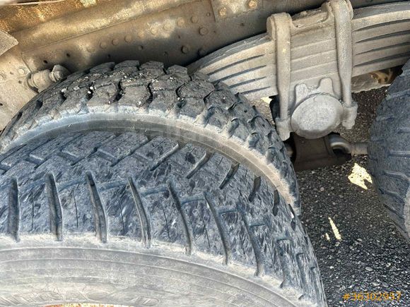 ÜSTÜN OTOMOYİVDENGaleriden Mercedes - Benz Axor 4140 8x4 Diyarbakır
