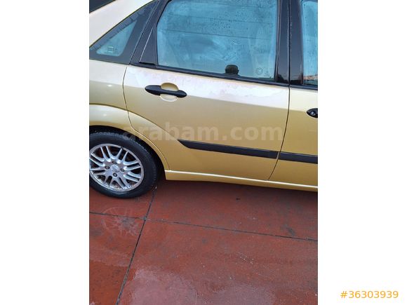 Sahibinden otomatik düşük km.li Ford Focus 1.6 Ghia 2001 Model Afyonkarahisar