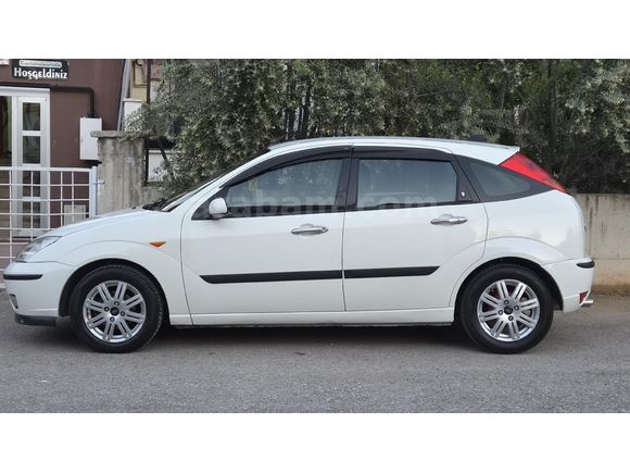 Sahibinden Ford Focus 1.6 Collection 2004 Model  220.000 km Beyaz