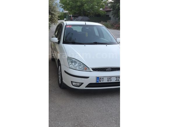Sahibinden Ford Focus 1.6 Collection 2004 Model  220.000 km Beyaz