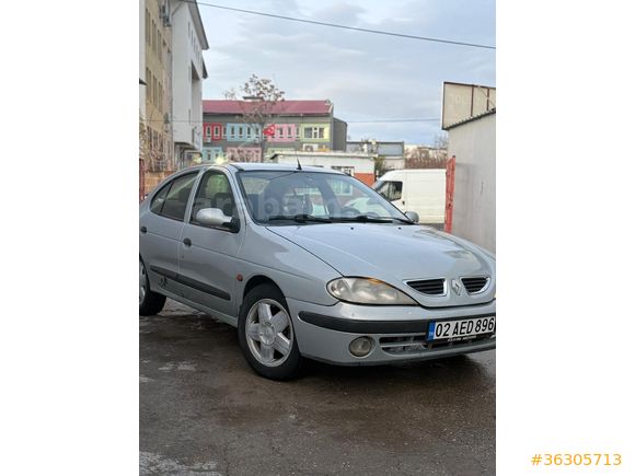 Sahibinden Renault Megane 1.6 RTE 2000 Model