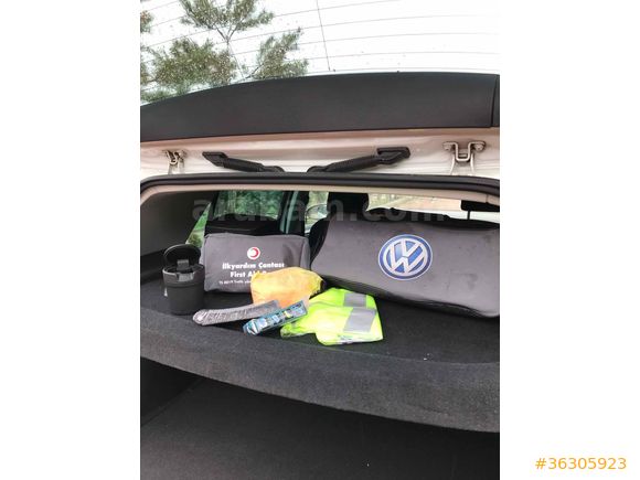 Sahibinden Volkswagen Golf 1.6 TDi BlueMotion Highline 2014 Model MÜAYNE YENİ AKÜ SIFIRDIR  