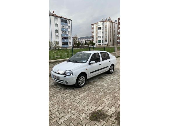 Sahibinden Renault Clio 1.4 2001 Model Elazığ