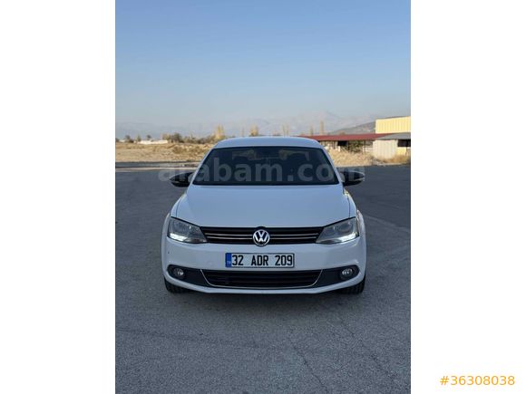 Sahibinden Volkswagen Jetta 1.2 TSi Trendline 2012 Model  “Değişensiz”