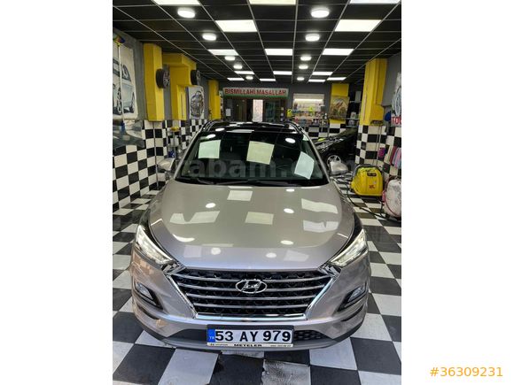 Sahibinden Hyundai Tucson 2.0 CRDi Executive 2018 Model  128.000 km Bej