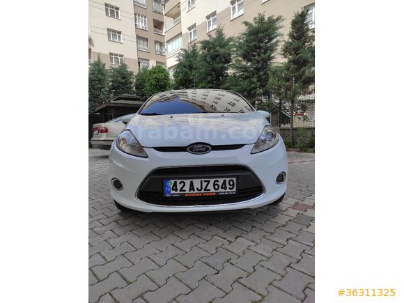 Sahibinden Ford Fiesta 1.4 Titanium 2011 Model