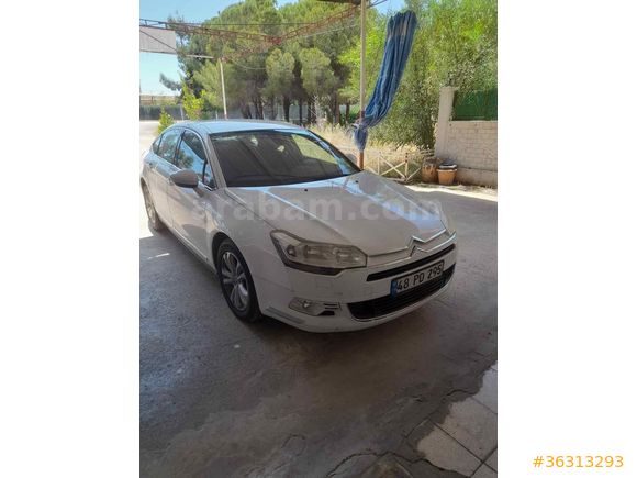 Sahibinden Citroen C5 1.6 e-HDi Dynamique  Paket + CarPlay   + Geri Görüş Kamerası