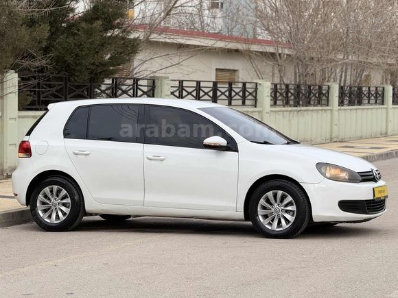 CEVDET AUTO'DEN HATASIZ 2012 WOLKSWAGEN GOLF 1.6 TDI