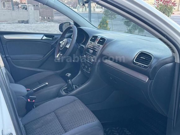 CEVDET AUTO'DEN HATASIZ 2012 WOLKSWAGEN GOLF 1.6 TDI