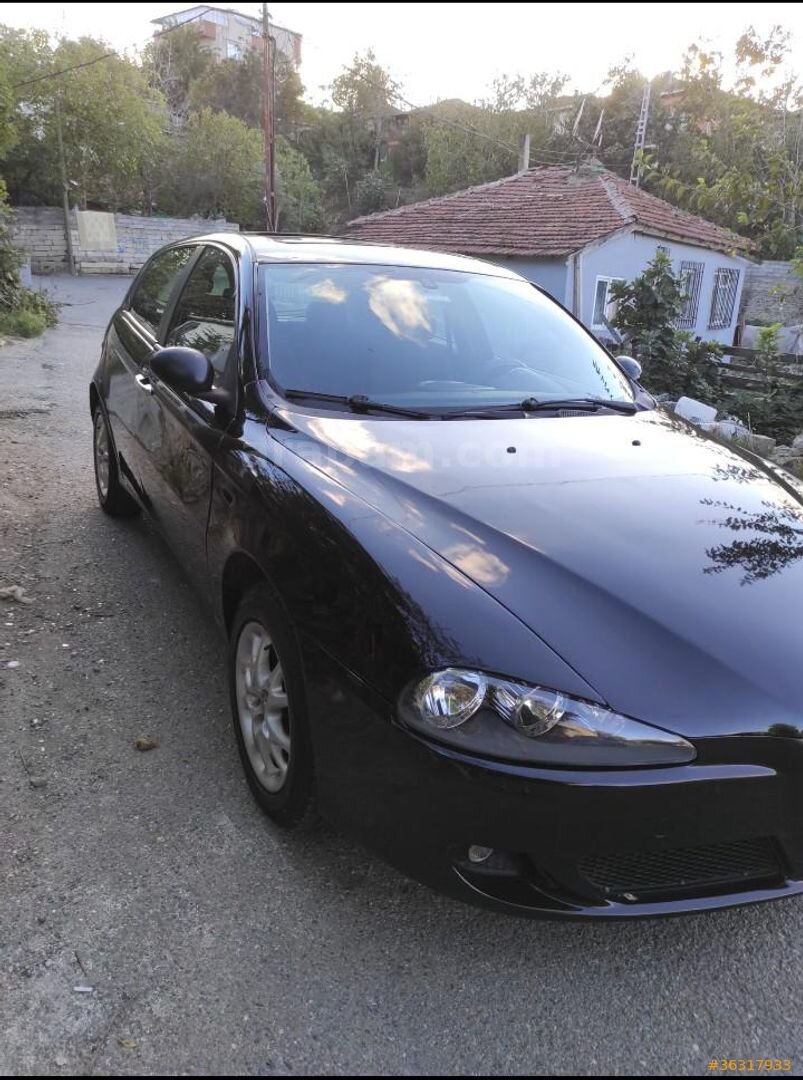 Sahibinden Alfa Romeo 147 1.6 TS Distinctive 2006 Model İstanbul 190.000 km Siyah 2