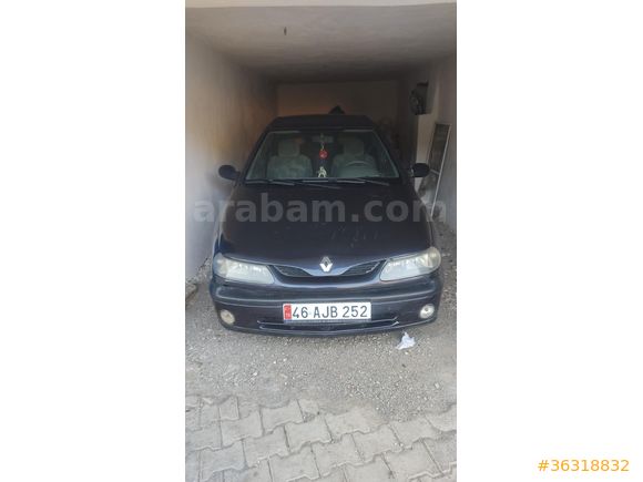 Sahibinden Renault Laguna 1.6 RXE 2002 Model  375.000 km Lacivert