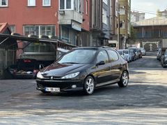 Sahibinden Peugeot 206 1.4 Feline 2006 Model  258.000 km Siyah