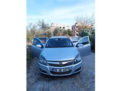 Otomatik Opel Astra 1.3 TDCİ full