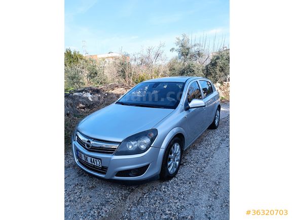 Otomatik Opel Astra 1.3 TDCİ full