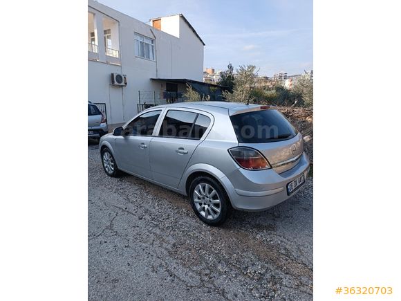 Otomatik Opel Astra 1.3 TDCİ full