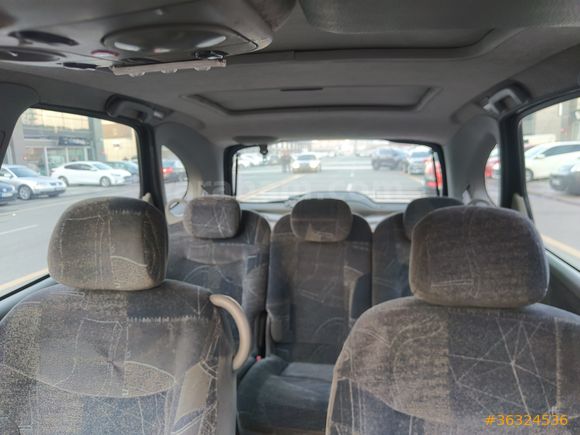 2001 MODEL 240000 KM'DE 1.6 MOTOR RENAULT SCENIC ARAYANLARA