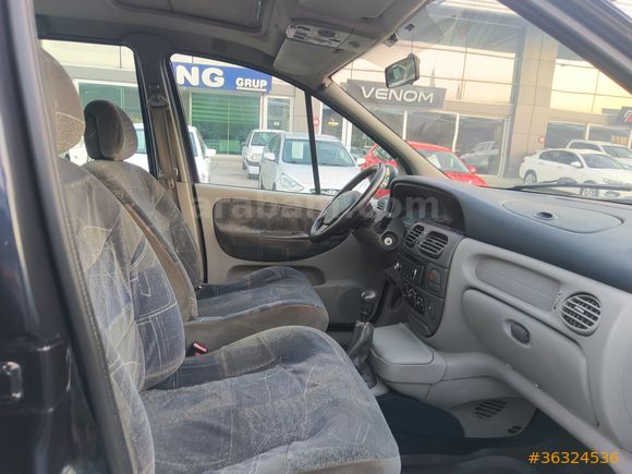 2001 MODEL 240000 KM'DE 1.6 MOTOR RENAULT SCENIC ARAYANLARA
